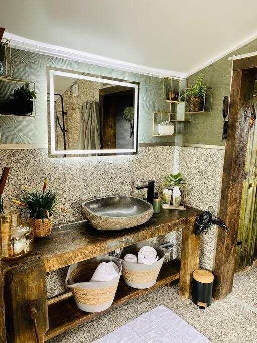 Cottage, Lodge & Spa Prouilly Экстерьер фото