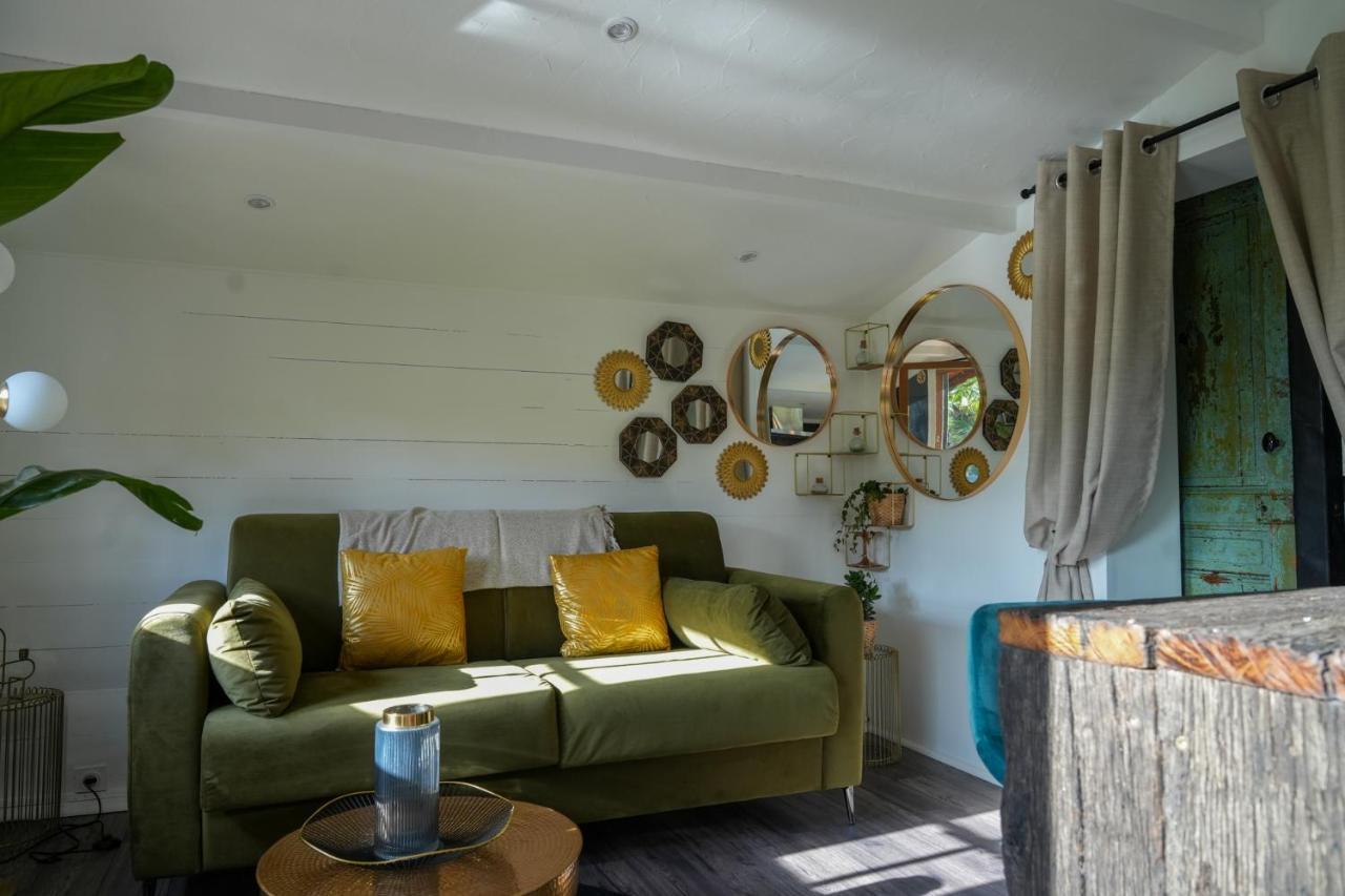 Cottage, Lodge & Spa Prouilly Экстерьер фото